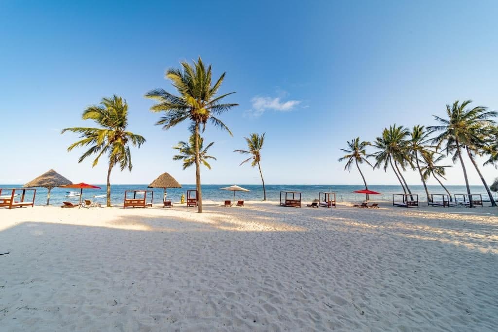 8-Day Kenya Family Safari & Mombasa Beach